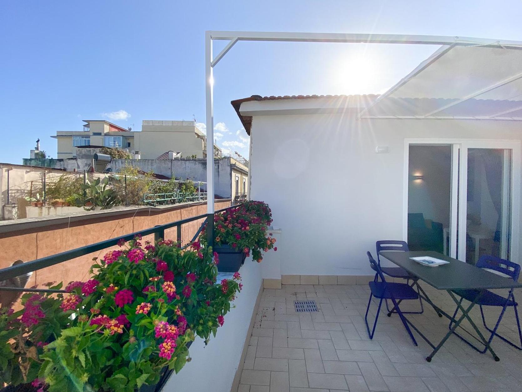 Terrazza Manuela Apartments Quartieri Spagnoli Неаполь Екстер'єр фото
