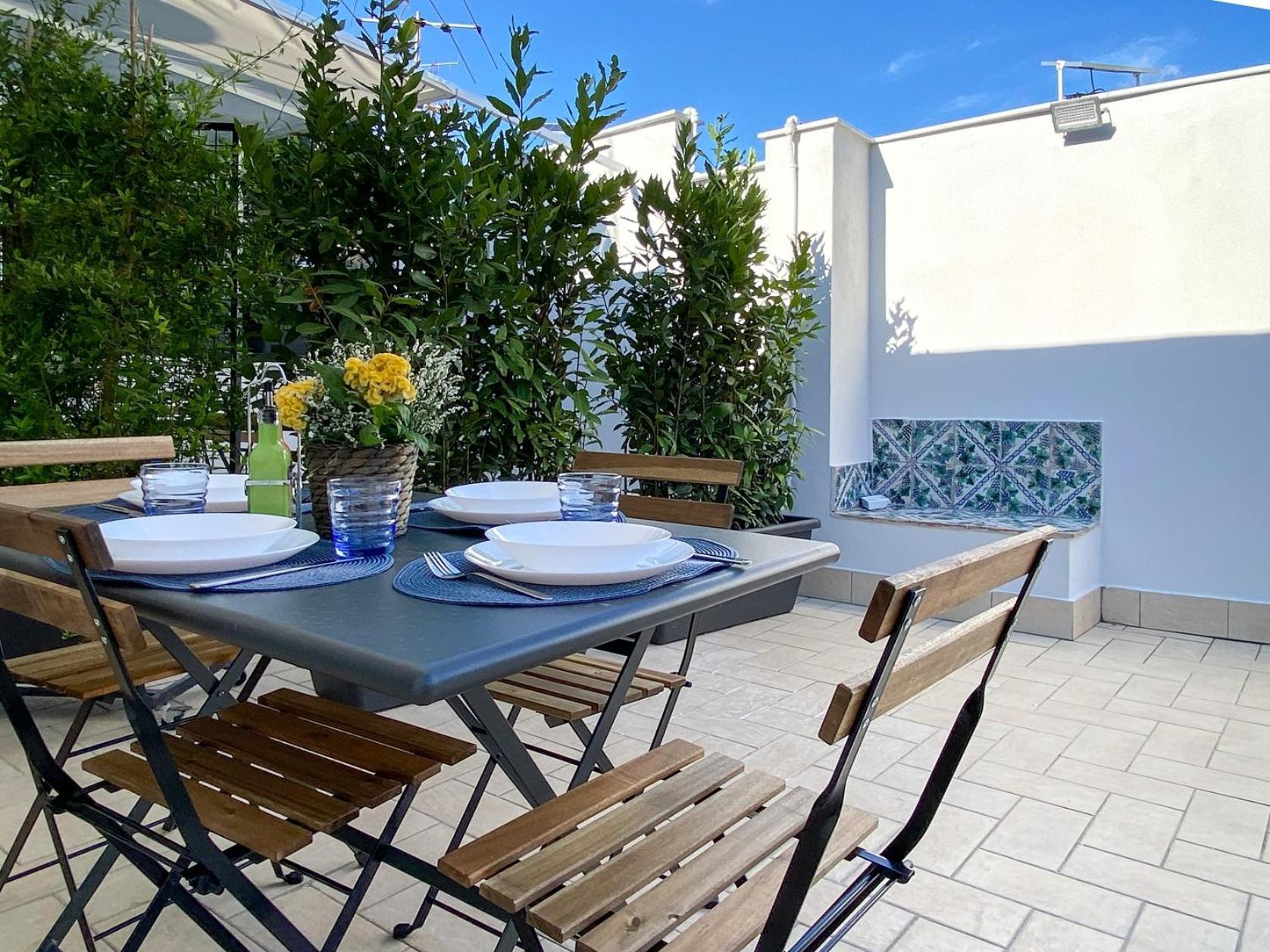 Terrazza Manuela Apartments Quartieri Spagnoli Неаполь Екстер'єр фото
